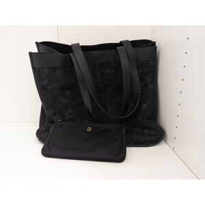 Lululemon now and always tote large 15L & Lululemon Curved Wristlet